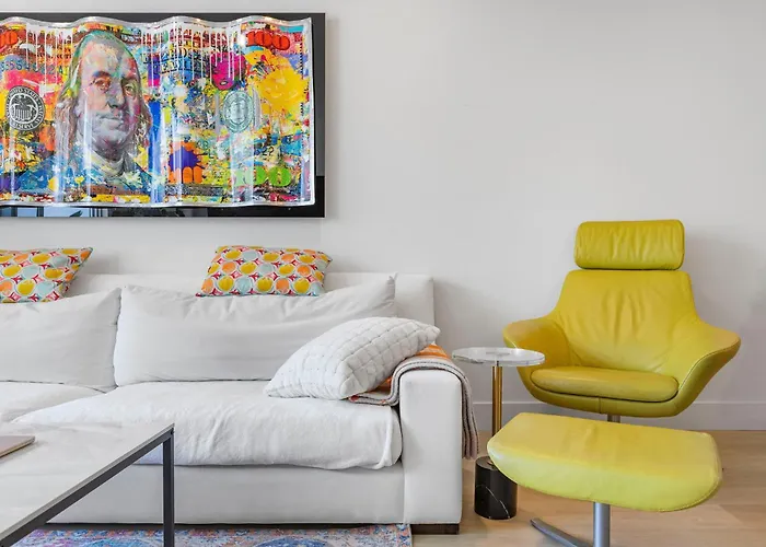 Huge Stylish Apartment Santa Mon