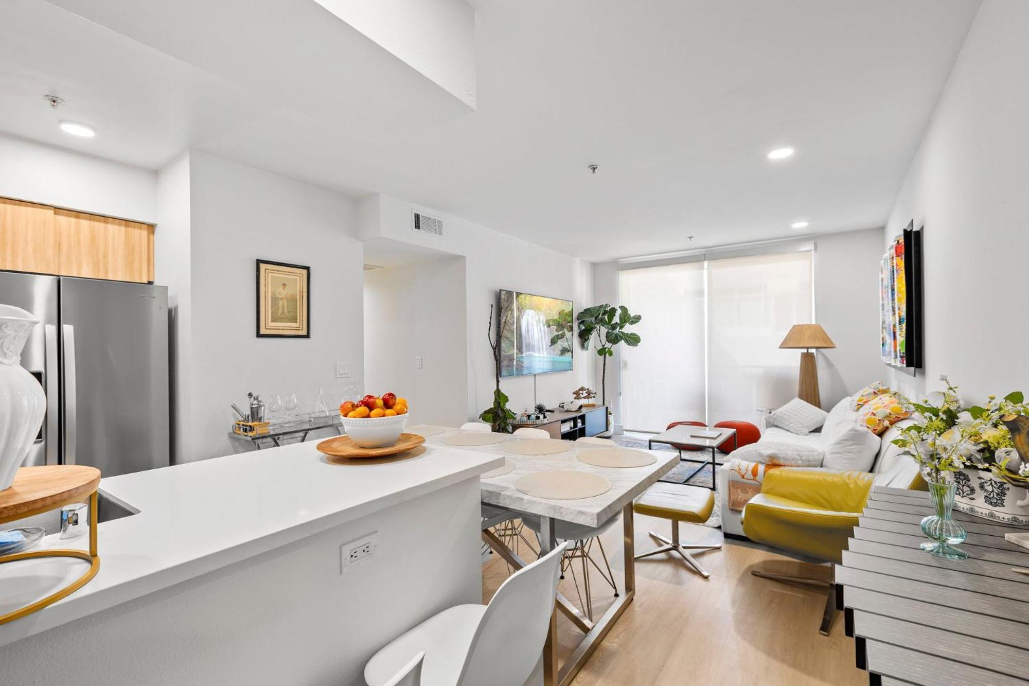Huge Stylish Santa Mon Appartement *